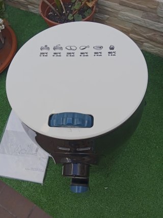 Freidora de aire Taurus 1.5L