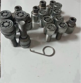 TORNILLOS ANTIRROBO VW GOLF AUDI SEAT VW T4T5 T6.1