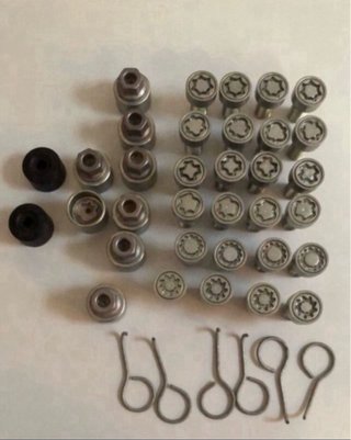 TORNILLOS ANTIRROBO VW GOLF AUDI SEAT VW T4T5 T6.1
