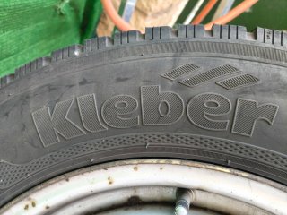 Neumáticos y llantas 5x120_ 215/65 R16 C M+S.