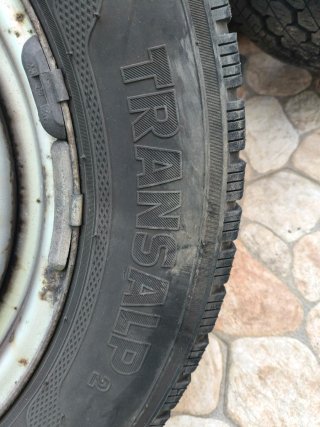 Neumáticos y llantas 5x120_ 215/65 R16 C M+S.