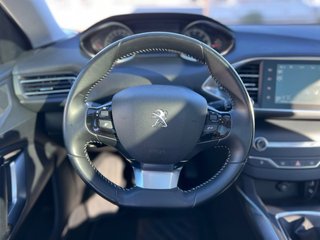 Peugeot 308 SW / Manual / Gasolina / Año 2015