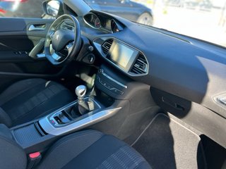 Peugeot 308 SW / Manual / Gasolina / Año 2015