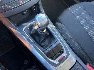 Peugeot 308 SW / Manual / Gasolina / Año 2015