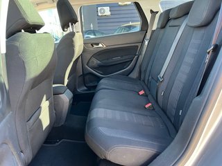 Peugeot 308 SW / Manual / Gasolina / Año 2015