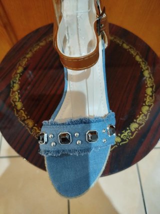 Sandalias cuña tejano N 38 dispongo de más N