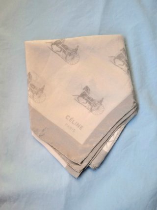 CÉLINE PARIS - Pañuelo Seda Blanco y Gris
