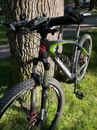 Bicicleta de Montaña Columbus. Cuadro carbono.
