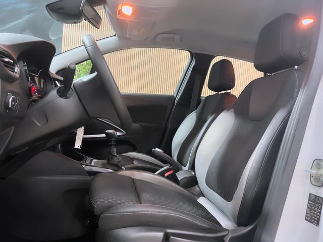 Opel Crossland X 2020