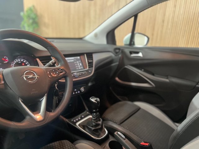 Opel Crossland X 2020