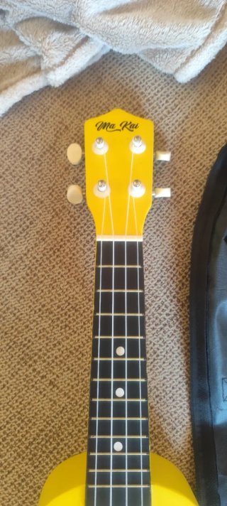 Ukulele giallo Ma Kai