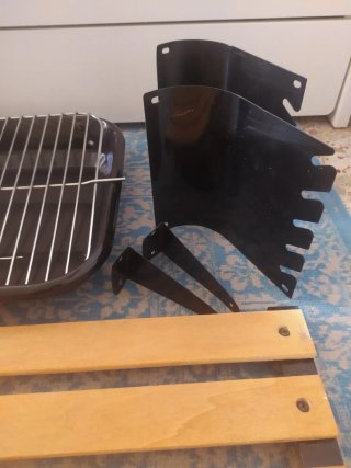 Barbacoa portátil metal y madera
