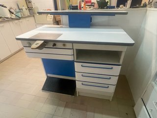 Mesa de laboratorio dental