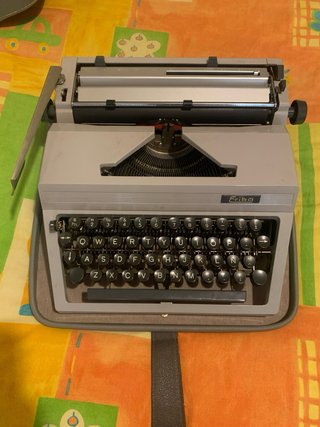 Máquina de escribir Erika, de los años 60