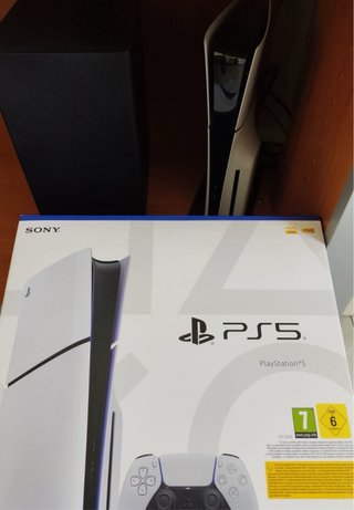 PLAY STATION 5 come nuova