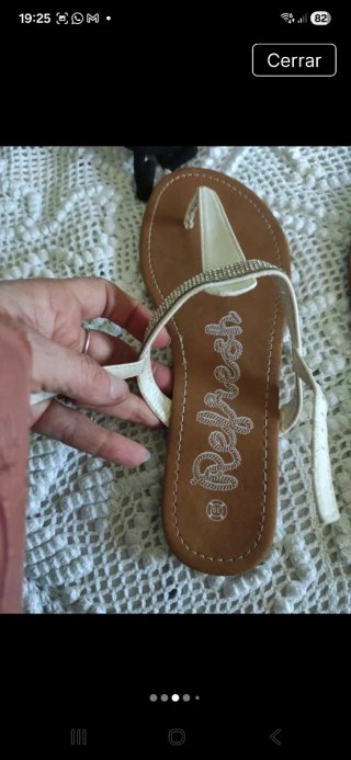 Sandalias Refresh Beige y Dorado