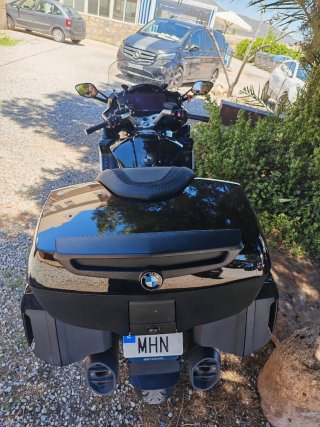 BMW K1600 GT Negra