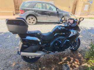 BMW K1600 GT Negra