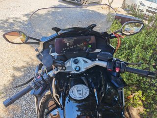 BMW K1600 GT Negra