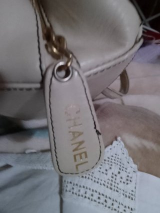 Borsa Chanel bianca e dorata in pelle