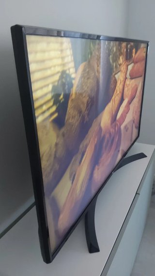 Tele LG 49 4K 49UJ635V
