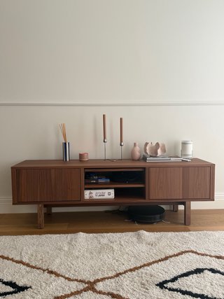 Tv console