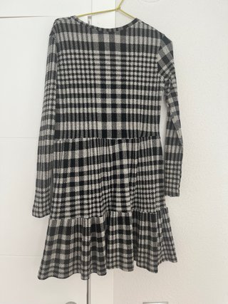 Vestido de cuadros negro y gris