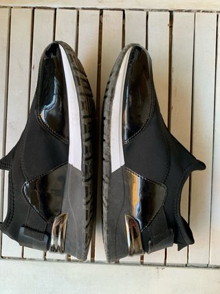 Zapatillas Sergio Todzi Talla 40 Mujer Negras