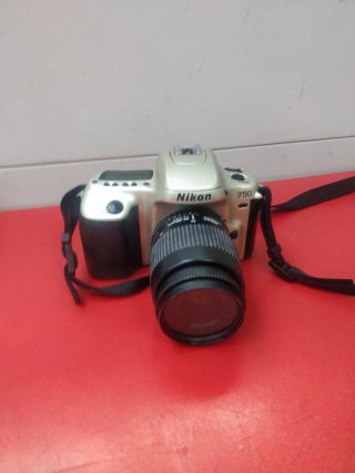 CAMARA NIKON F50 DECORACIÓN