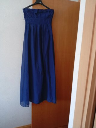 Vestido de fiesta largo azul de gasa con torerita