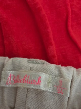 Lote 4 conjuntos: pantalones cortos y camisetas