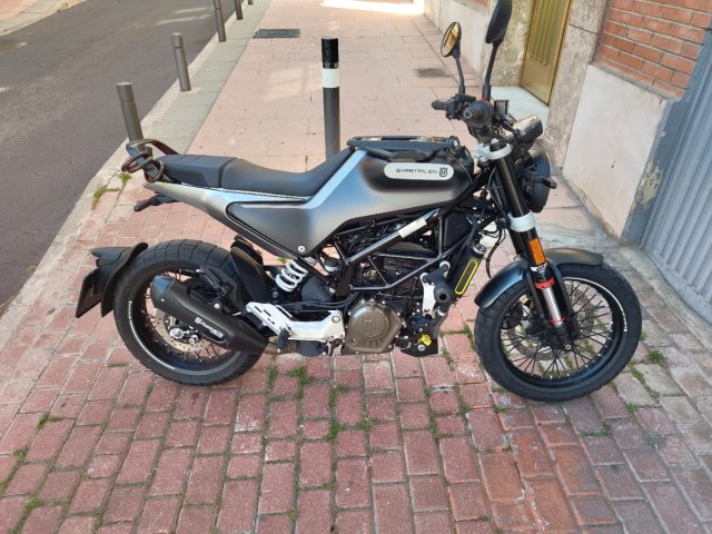 Husqvarna Svartpilen 125