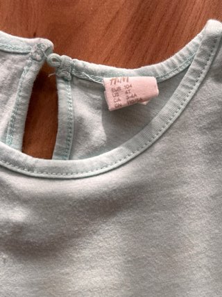 Lote 3 camisetas y pantalón corto T.3/4 años