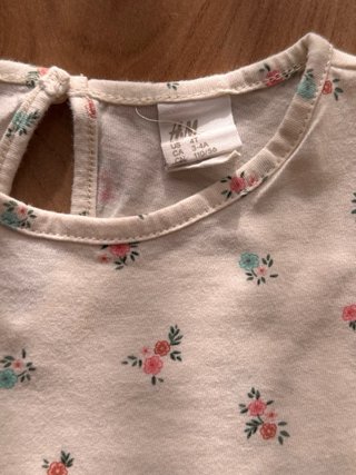 Lote 3 camisetas y pantalón corto T.3/4 años