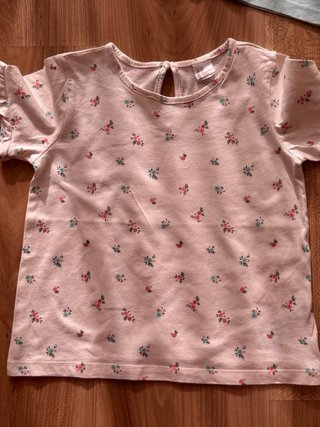 Lote 3 camisetas y pantalón corto T.3/4 años