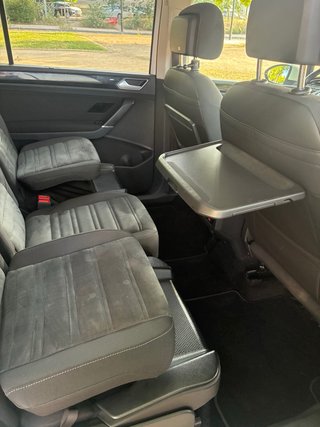 Volkswagen Touran Sport DSG 2.0 R-line