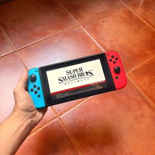 Nintendo Switch Original + Smash Bros Ultimate