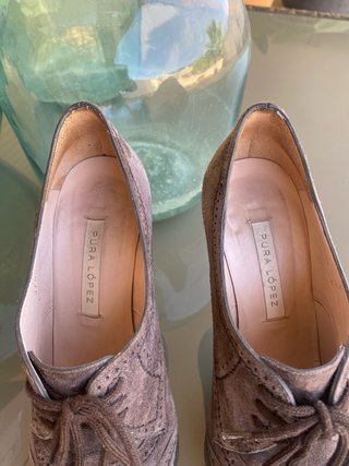 Zapatos de tacón Pura López marrones