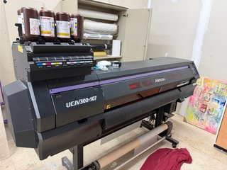 Plotter Mimaki UCJV300-107 Impresión y Corte