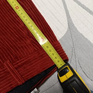 Pantalón de pana ancho rojo