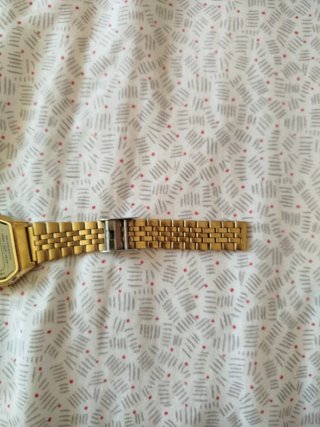 Reloj Casio Dorado