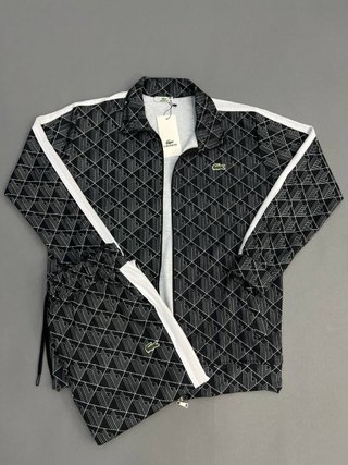Conjunto deportivo Lacoste gris y blanco