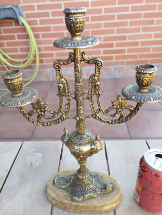 Candelabros de Bronce y Piedra