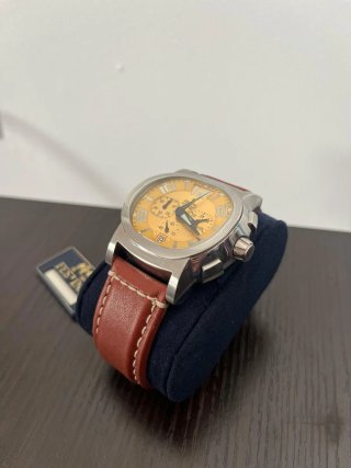 Reloj Festina Cronógrafo dorado y Marrón