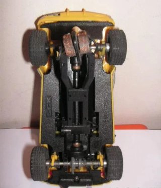 Scalextric Peugeot 405 Dakar