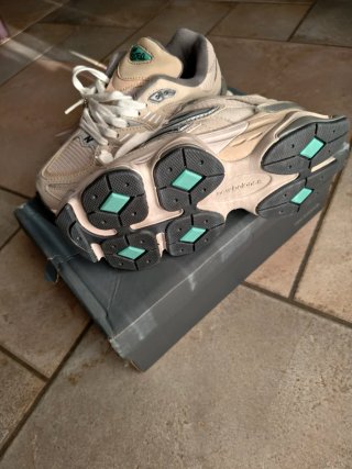 New Balance 9060 Beige/Grigio
