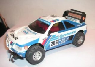 Scalextric Peugeot 405 Dakar