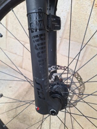 Bicicleta MMR Rakish Carbono MTB