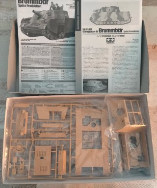 Maqueta Brummbär 1/35 completo.