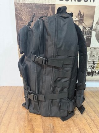 Mochila Táctica Militar Trekking Negra 50L.